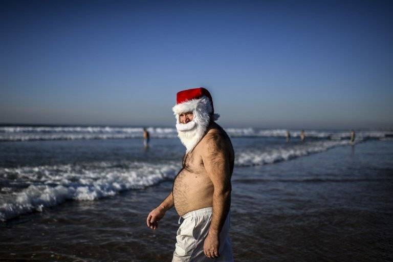 Desafían el agua helada en Europa