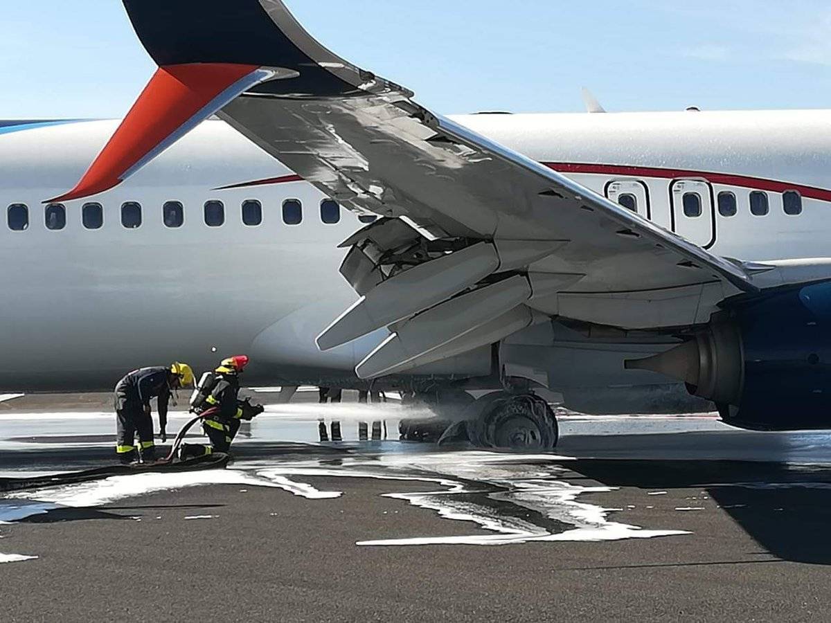 Percance de avión en Guadalajara afecta 76 vuelos en aeropuerto