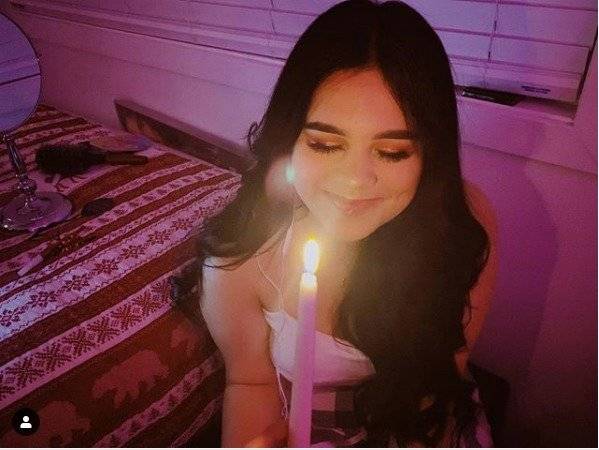 Hermana de Becky G