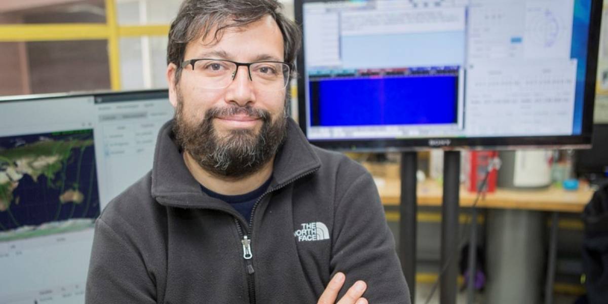 Referente chileno en satélites: “Tenemos que desarrollar nuestras propias tecnologías”