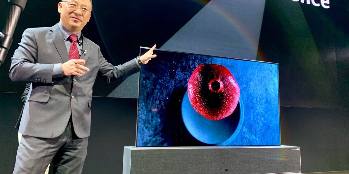 LG presentó un televisor enrollable en #CES2019