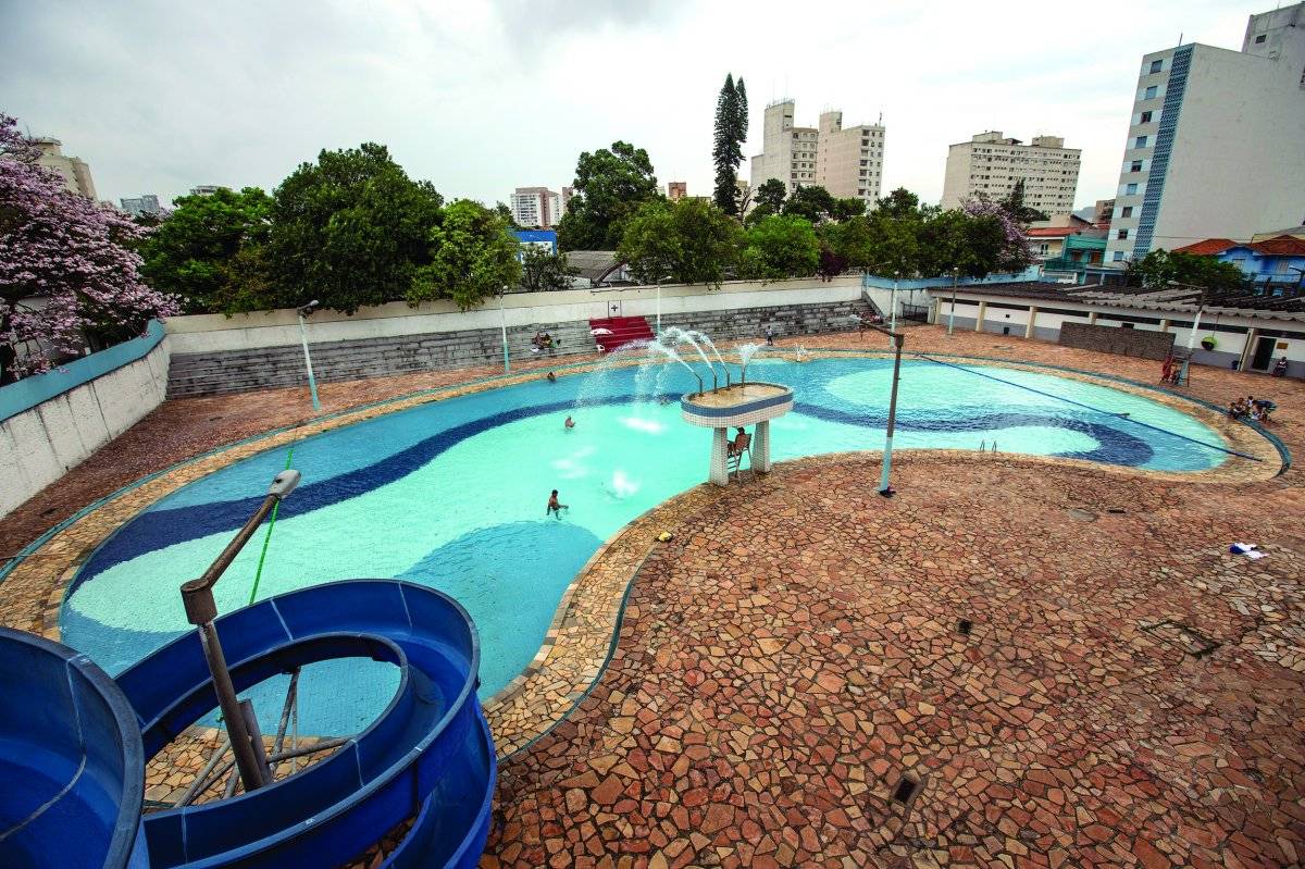 Piscina pública