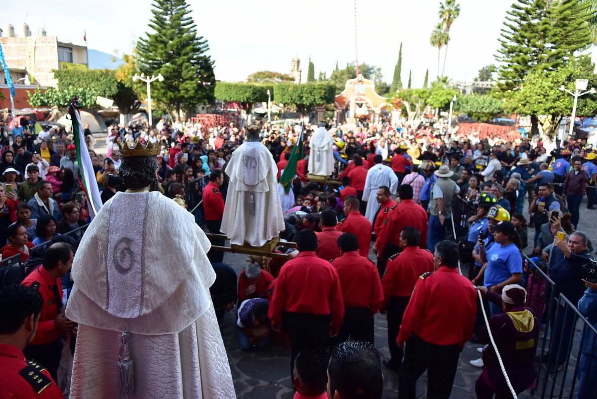 Realizan los Reyes Magos su peregrinación por Cajititlán