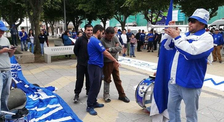 Hinchas de Naval