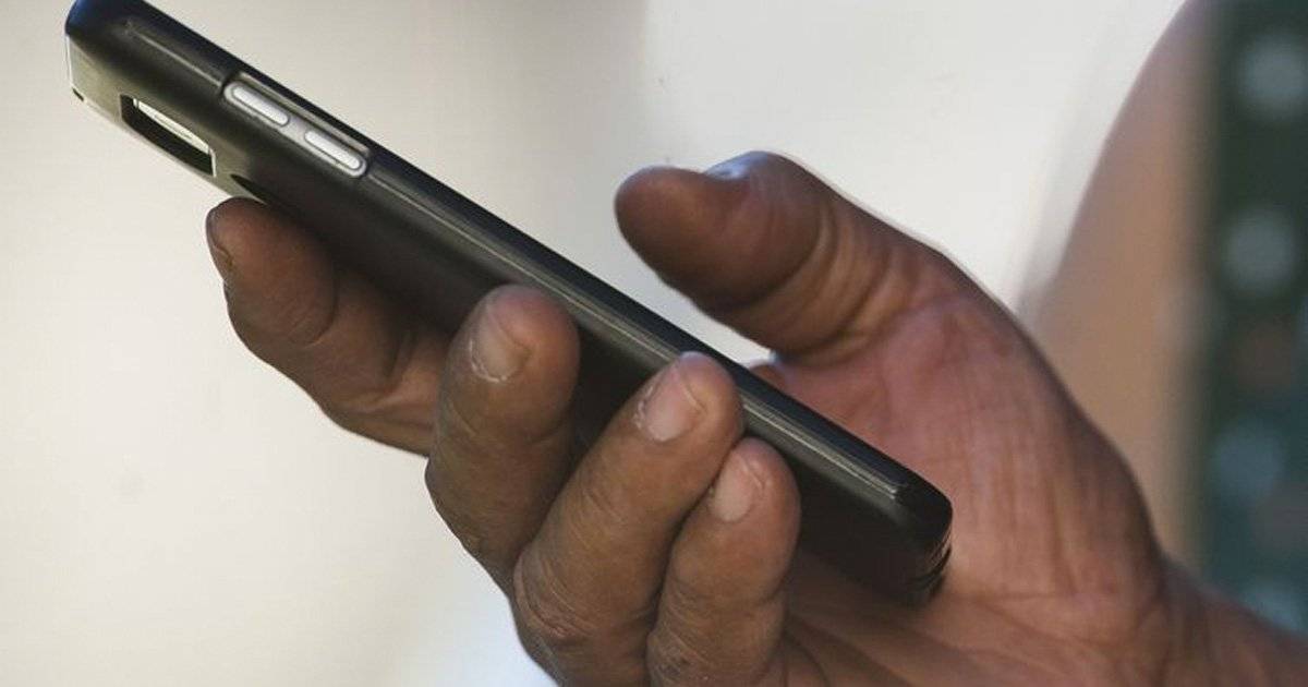 celular - WhatsApp - senha