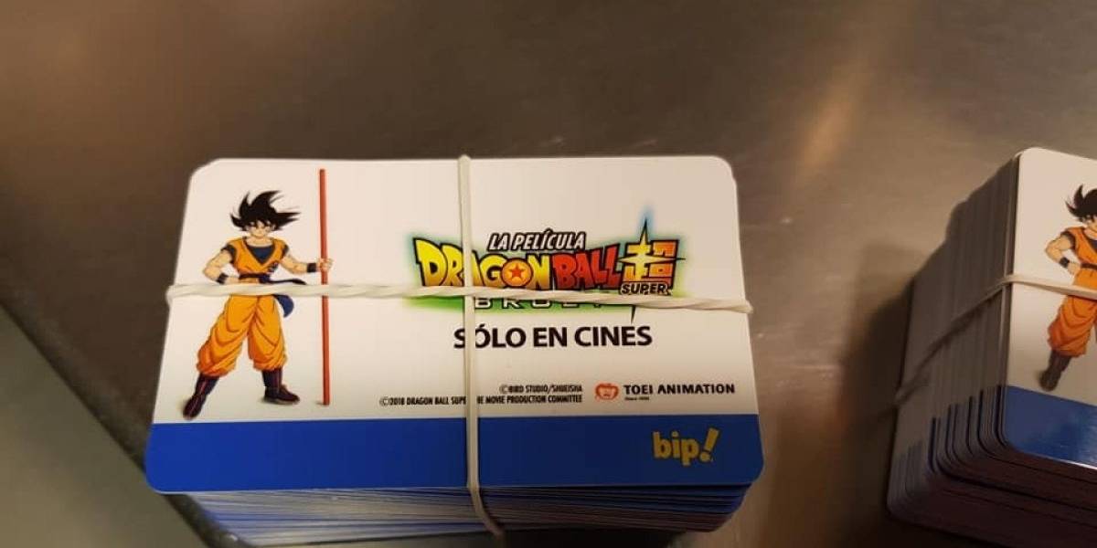 Para los regalones: Dragon Ball Súper: Broly ya tiene tarjetas Bip!