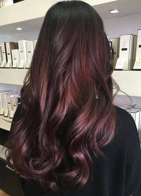 cabello rojo en morenas