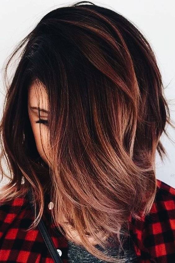 cabello rojo en morenas