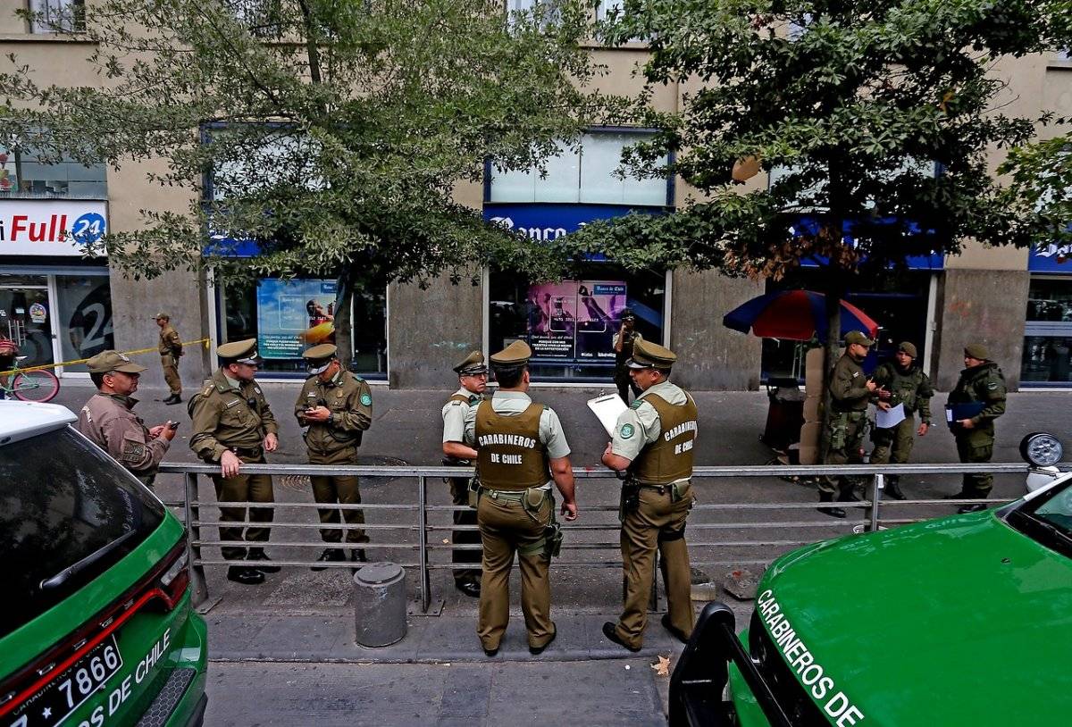 Un montón de carabineros llegó a la zona del hecho en sólo minutos