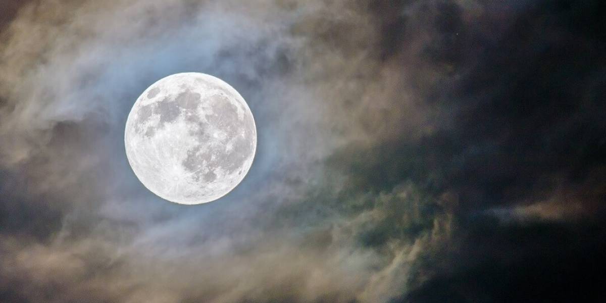 Estos días podrás ver la Luna llena durante el verano 2019