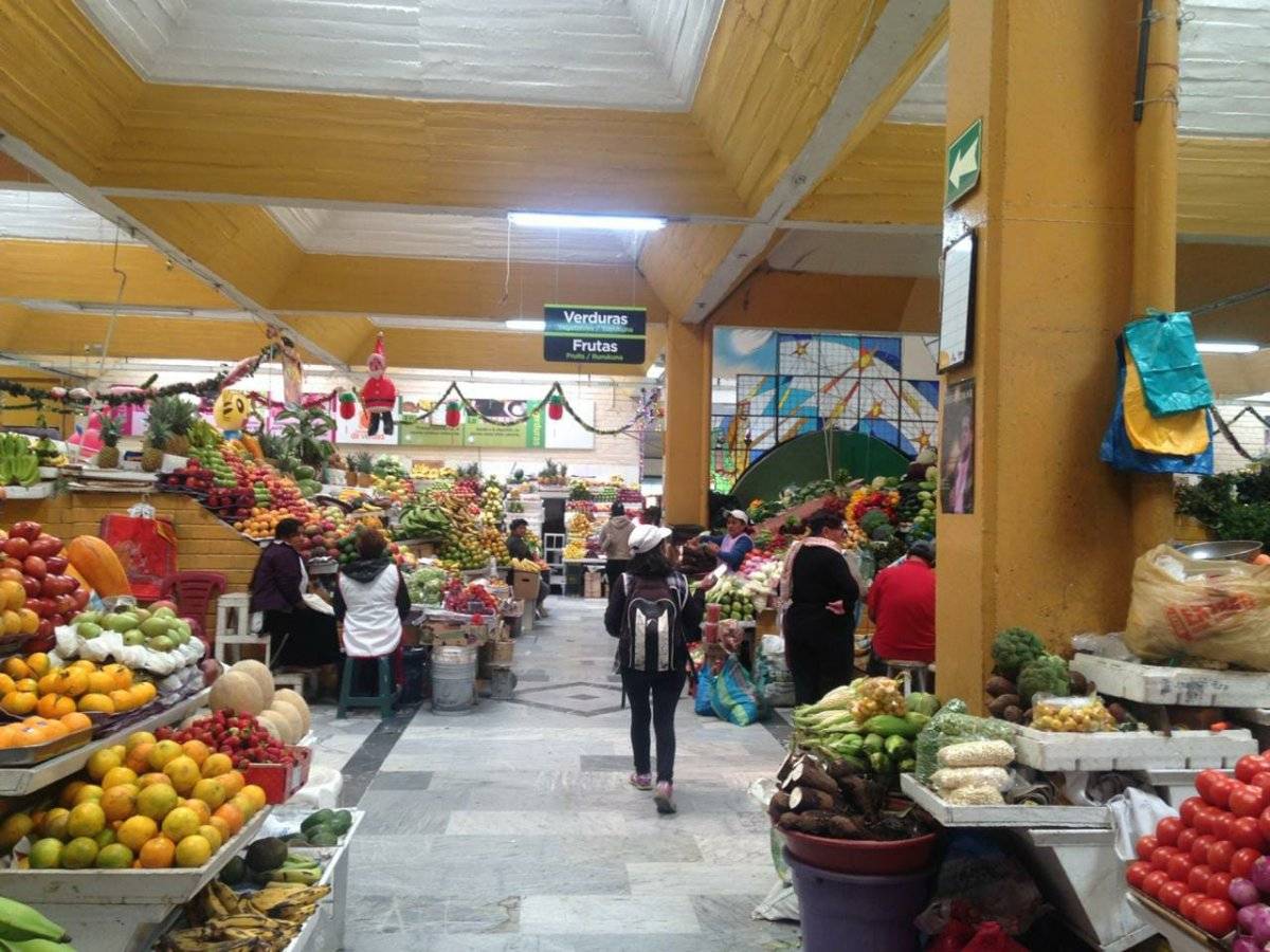 Precios en mercados suben por lluvia y especulación en combustibles