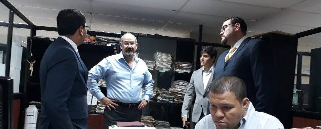 Fiscalía no pudo receptar versión libre y voluntaria de Rafael Correa