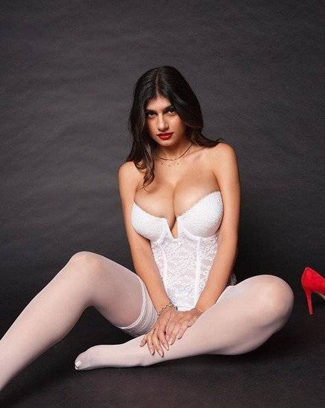 ¿Acaso tienes 17 años?, le dice Mia Khalifa a Babo, de ... ¿Acaso tienes 17 años?, le dice Mia Khalifa a Babo, de ...
