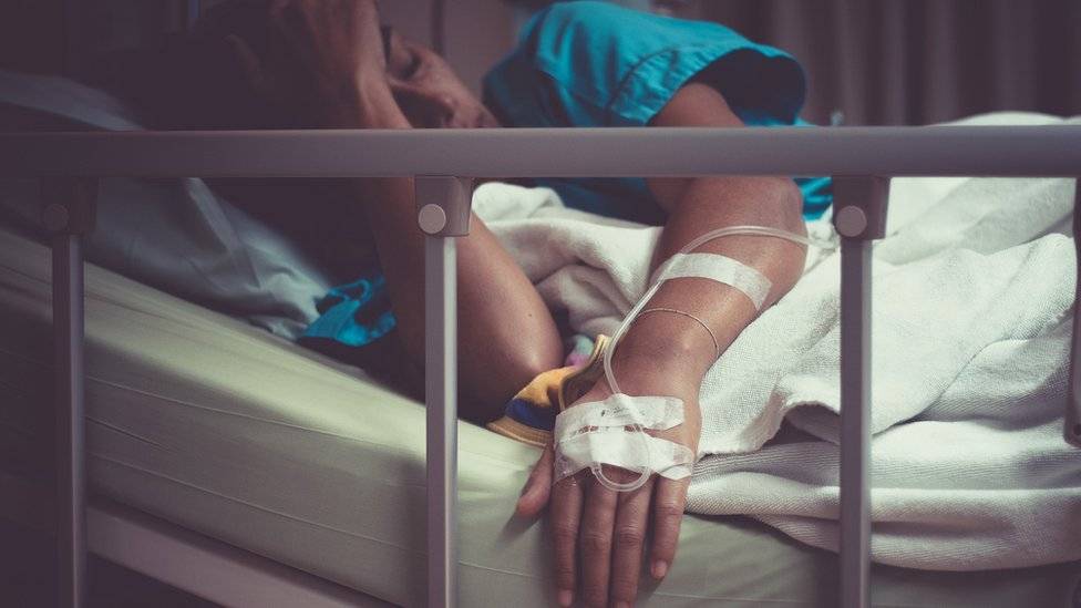 105150329mujerhospital-af5fe97c060e5e6f3574b2592e82dc0f.jpg