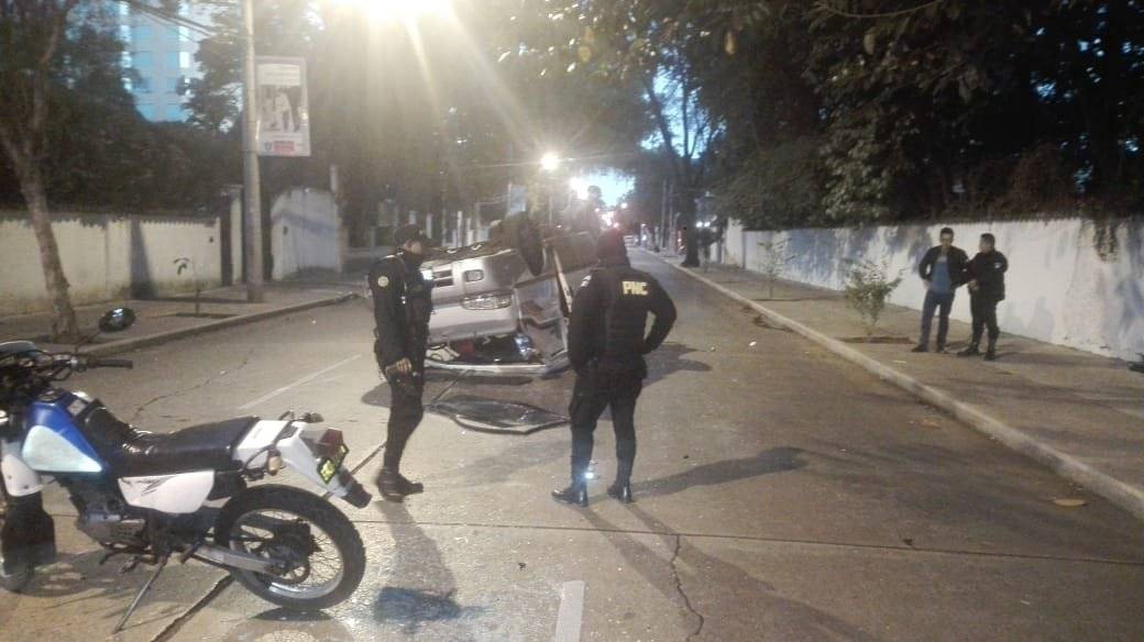 accidente de tránsito en zona 10