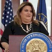 Escogen a Jenniffer González como líder republicana de asuntos insulares