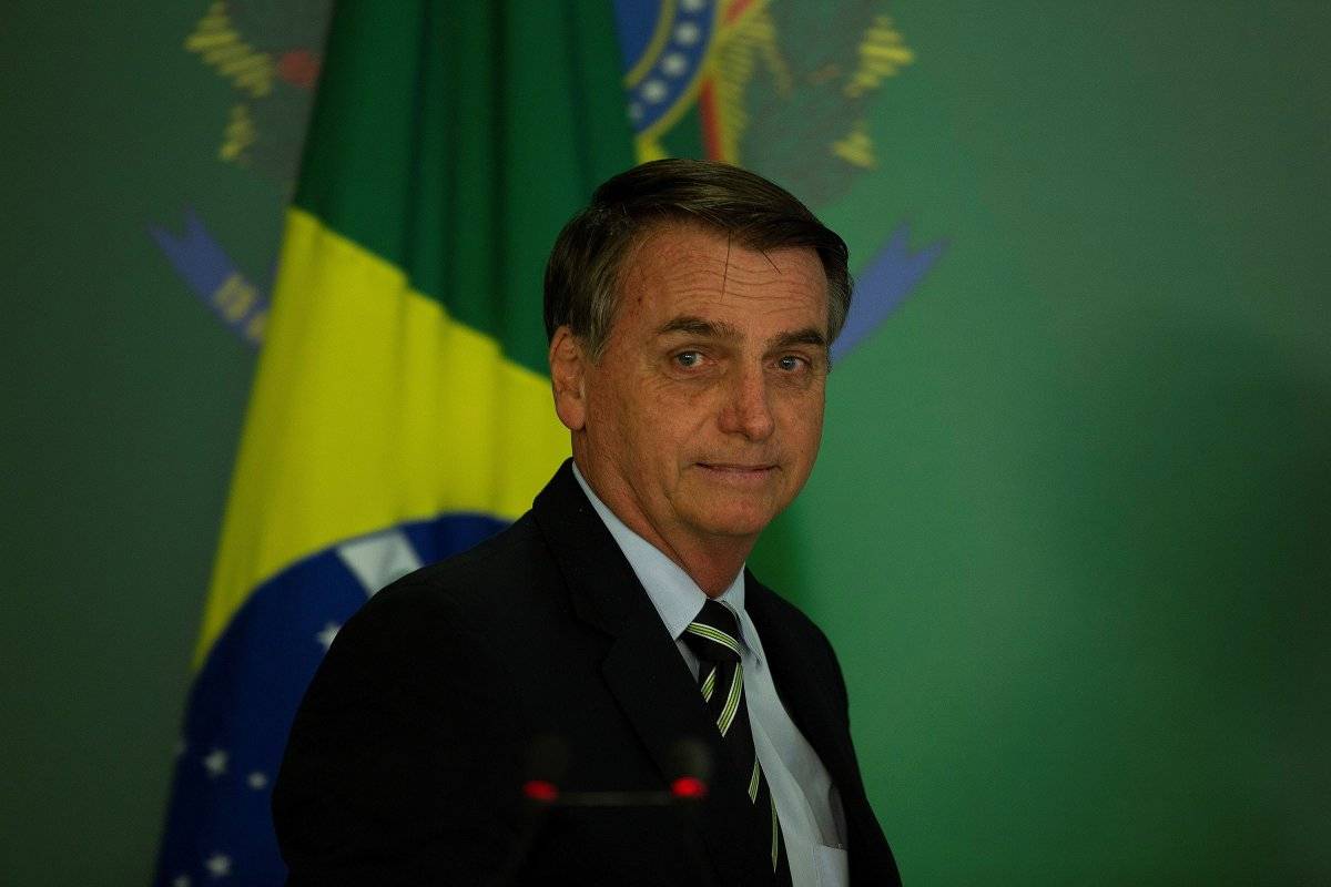 Bolsonaro facilita la compra de armas en Brasil porque "el pueblo" lo pidió