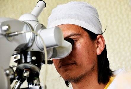 Quito: Se realizan examenes de laboratorio a bajo costo en la Universidad Central Ecuador