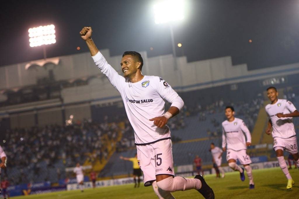 Nuevo uniforme para Comunicaciones