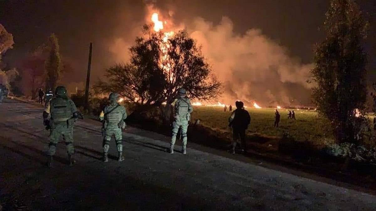 66 muertos deja explosión en toma clandestina de gasolina en México