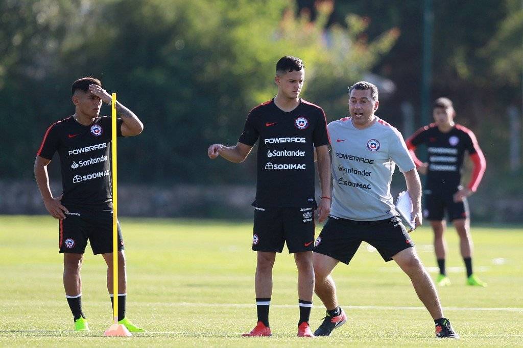 Vicente Fernández se encuentra trabajando con la Roja Sub 20. Aún no coincide con Gustavo Quinteros en la UC / Foto: Carlos Parra-ANFP