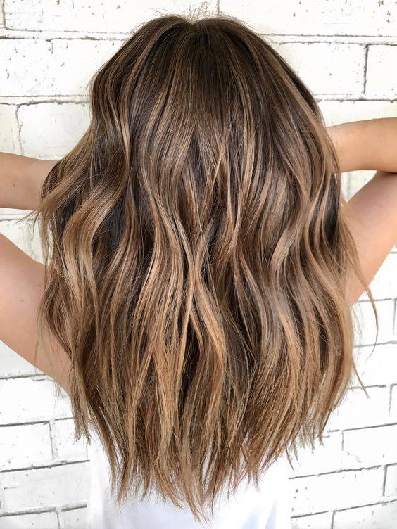 cabello rubio cenizo