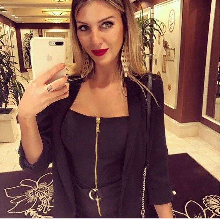 Novia de Emilia Sala