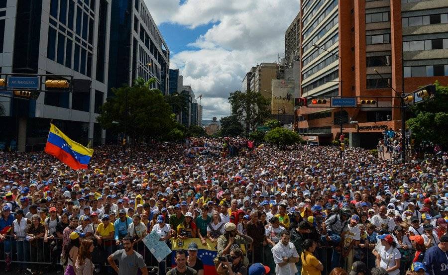 Masivas protestas en Venezuela