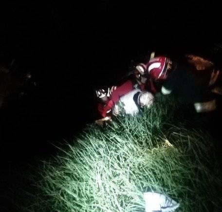Quito: Vehículo cayó a quebrada en sector El Trébol