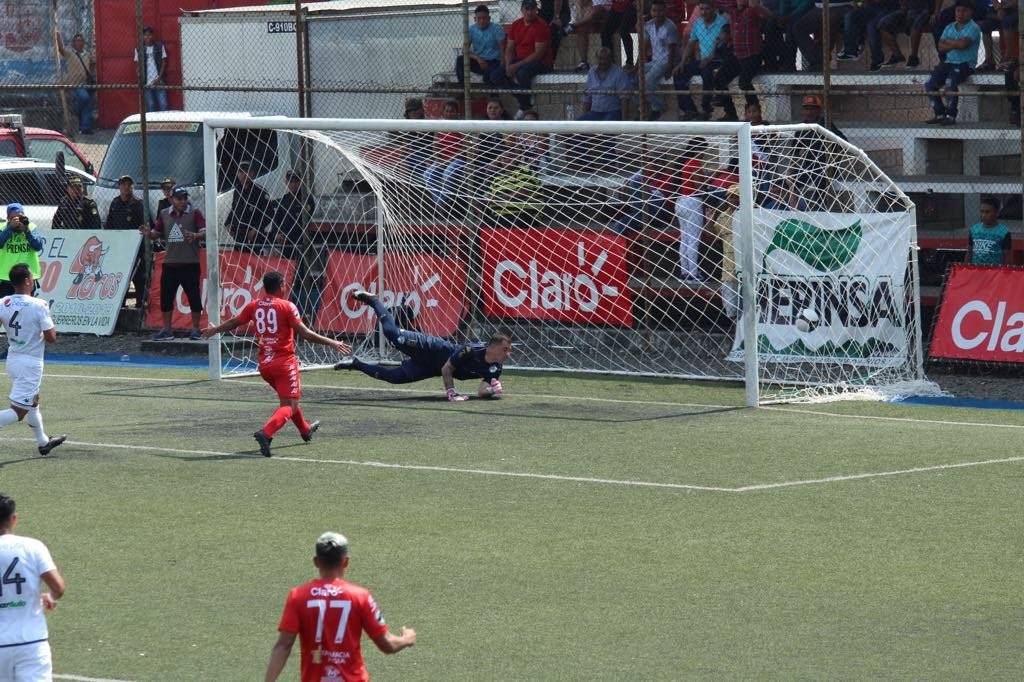 Gol de Malacateco contra Comunicaciones