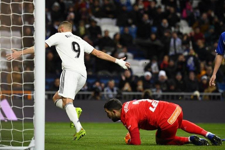 Gol de Karim Benzema contra el Alavés