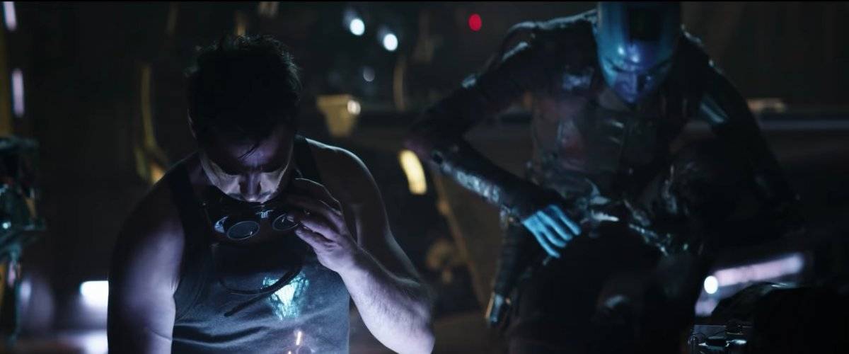 Iron Man y Nebula