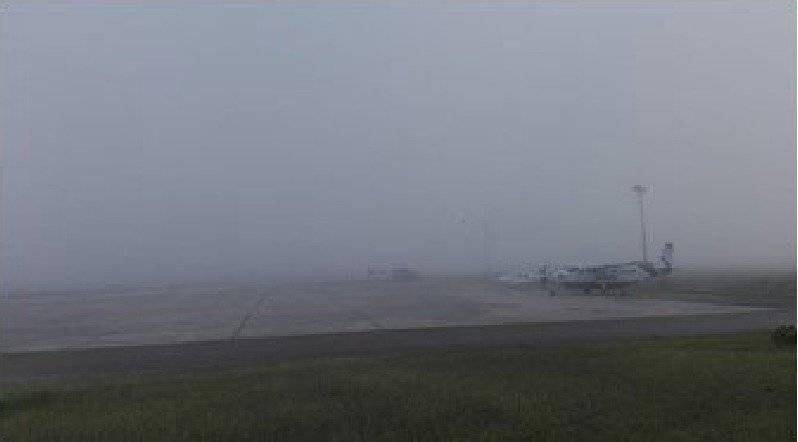 Cierran aeropuerto Mundo Maya por presencia de neblina