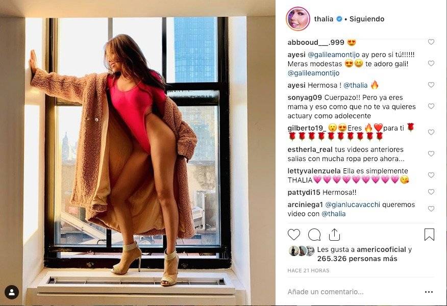 Thalía mostró más que su entrepierna con su diminuto traje de baño