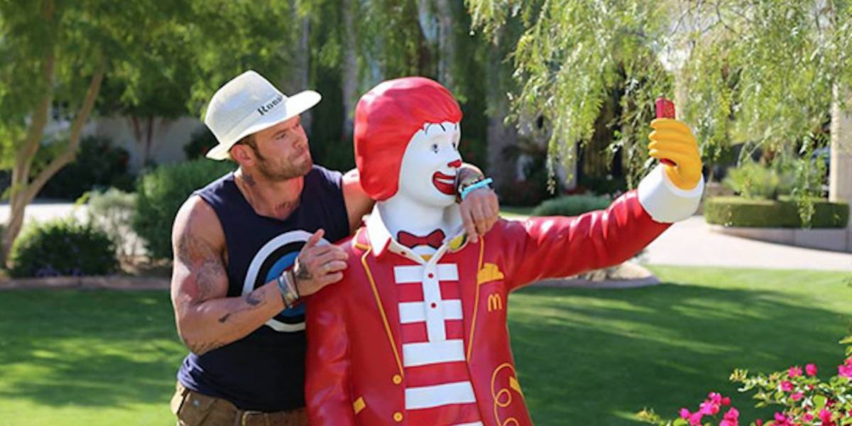 McDonald's está entregando descuentos ¡¿a cambio de tu selfie!?