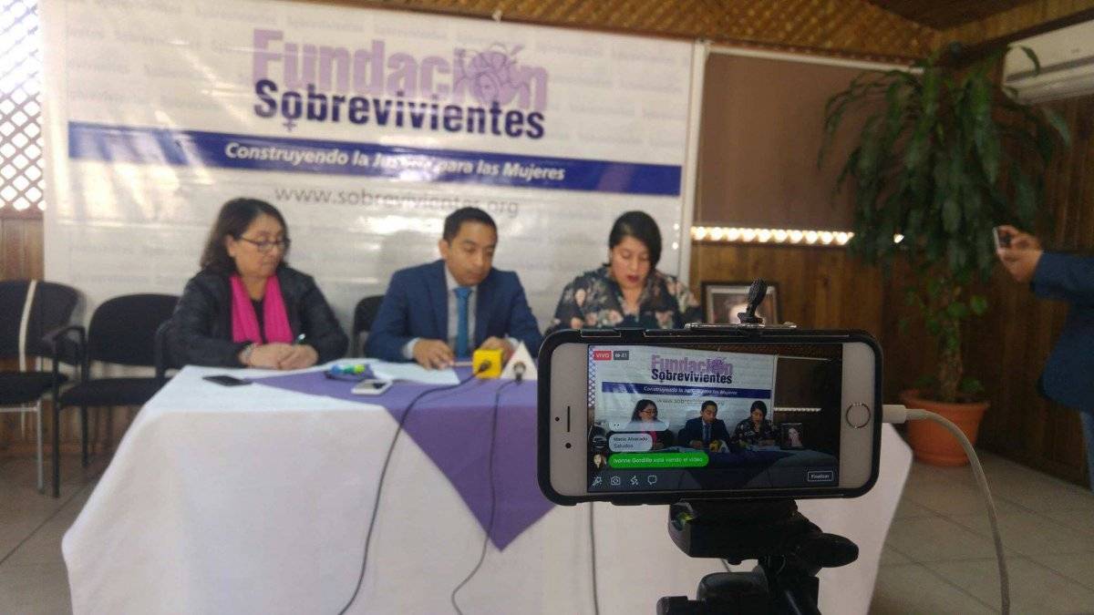 Conferencia de prensa sobre el caso Siekavizza