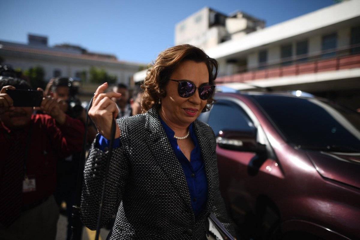 Partido UNE se pronuncia por antejuicio contra Sandra Torres.