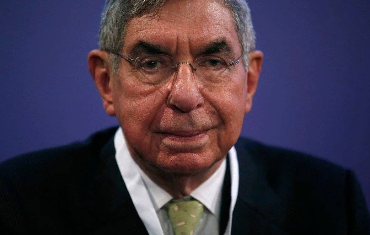oscar arias