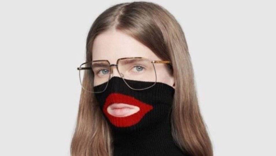 gucci sueter balaclava blackface
