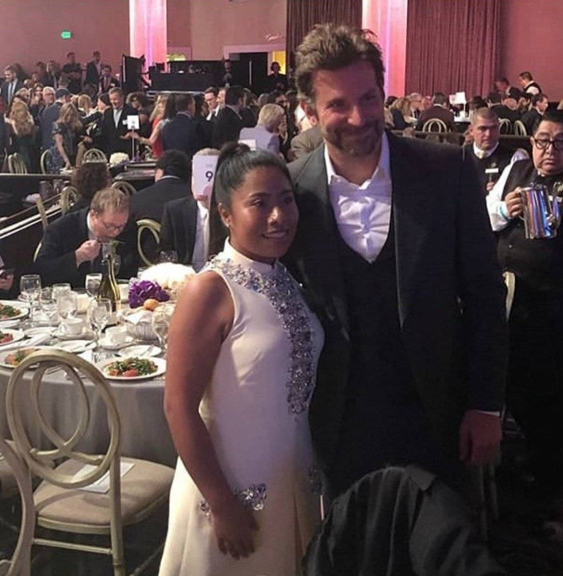 Yalitza Aparicio y Bradley Cooper