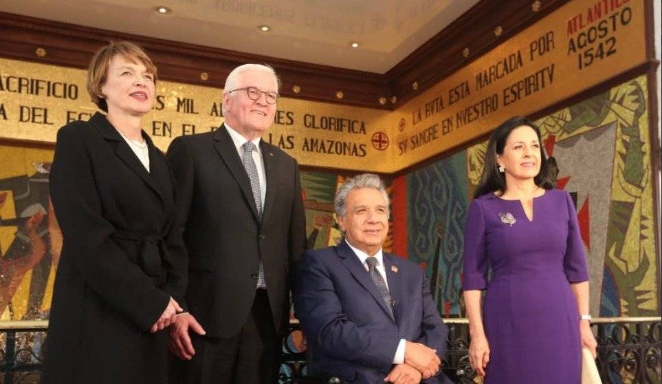 Lenín Moreno, junto a Rocío De Moreno reciben al presidente de la República Federal de Alemania, Frank-Walter Steinmeier y a su esposa, en el Palacio de Gobierno.