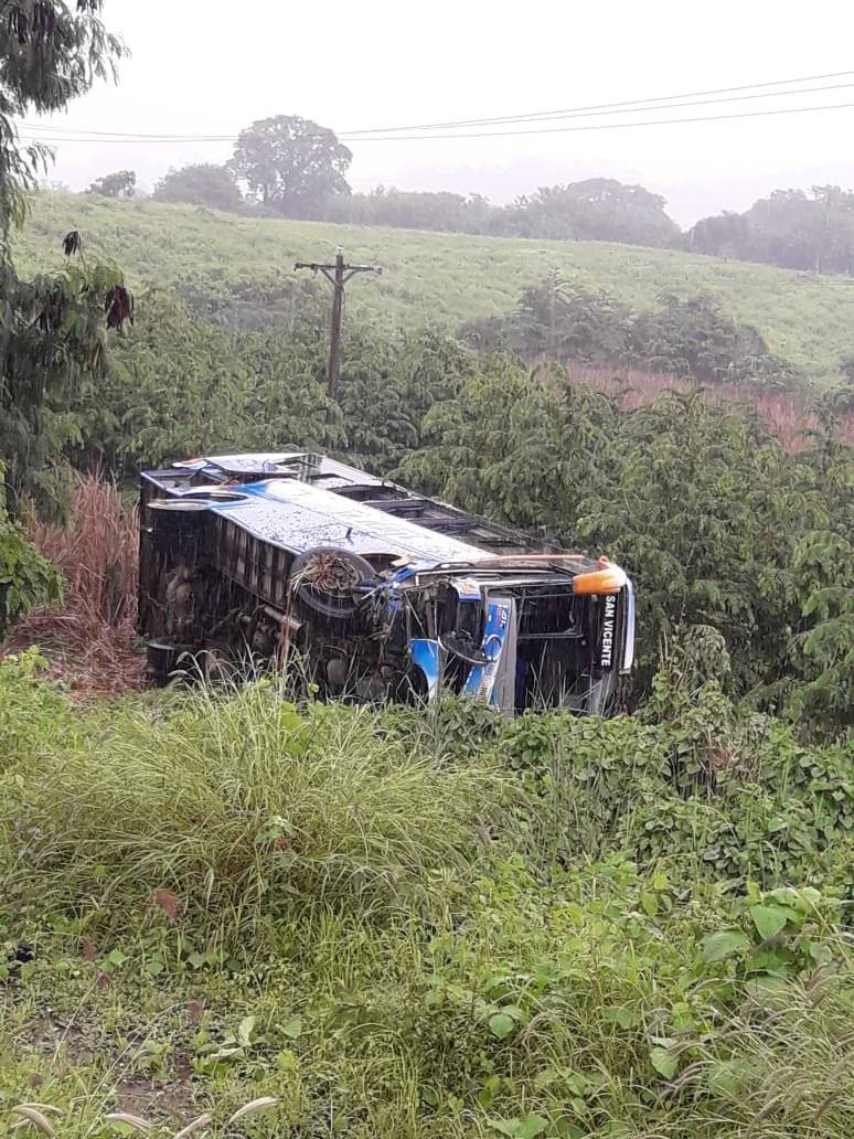 Accidente de tránsito en la vía Rocafuerte-Tosagua