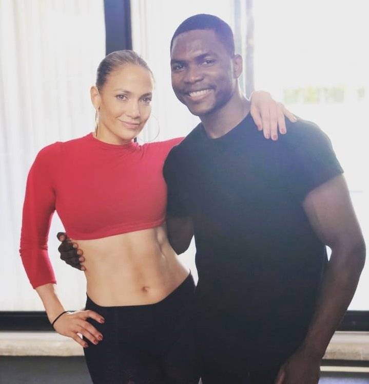 Deiner bailarín JlO