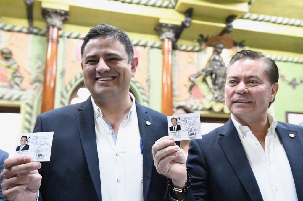 Mario Estrada y Otto Castillo, binomio presidencial de UCN