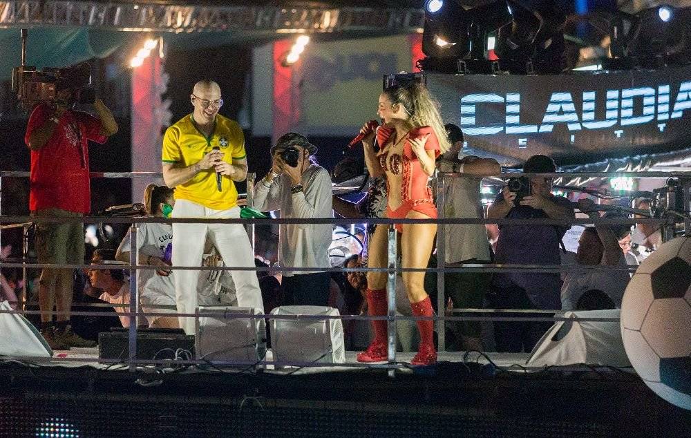 Pitbull e Claudia Leitte no Carnaval de Salvador