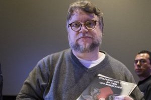 https://www.publimetro.com.mx/mx/entretenimiento/2019/02/18/posponen-exposicion-guillermo-del-toro-en-guadalajara.html