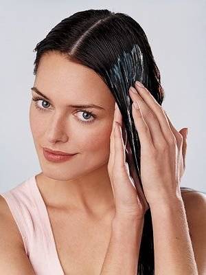 Remedios caseros para el cabello esponjado y maltratado