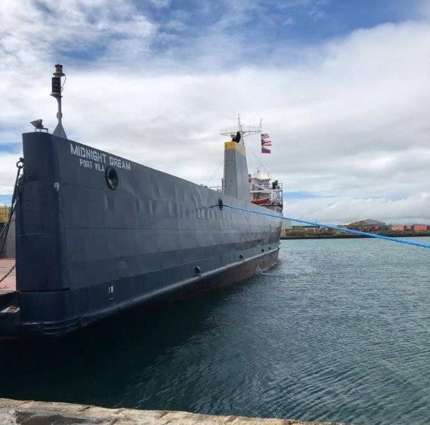 El buque que fue alquilado por el Departamento de Estado de Puerto Rico para la nueva entrega de suministros en Venezuela. Foto: Twitter @Juan Guaidó