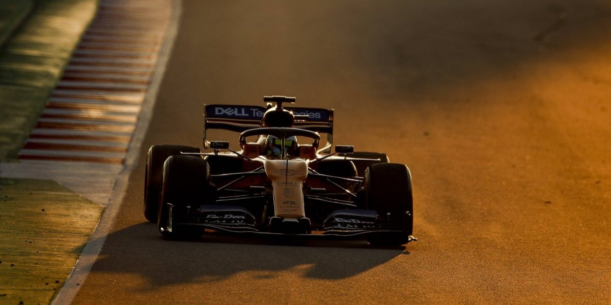 Se incendia el box de McLaren en Montmeló y deja heridos Se incendia el box de McLaren en Montmeló y deja heridos