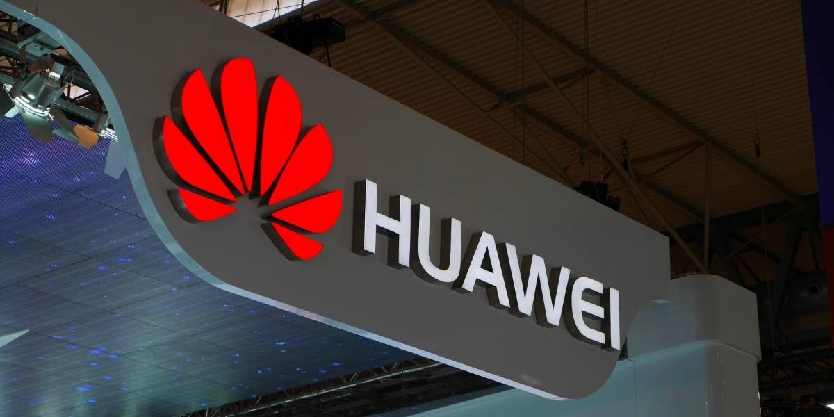 Fundador de Huawei: hubiera cerrado la compañía antes que espiar a todos